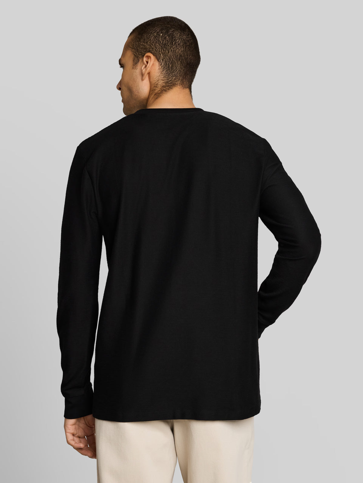 TOM TAILOR - Long-sleeved T-shirt with logo badge - 1052725