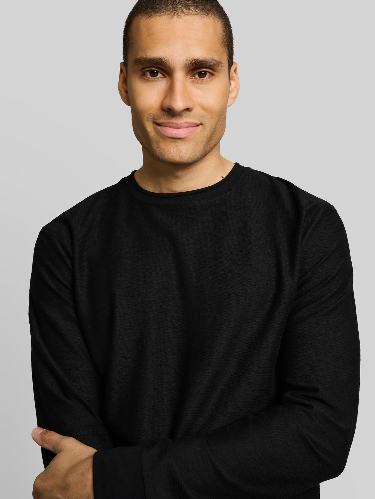 TOM TAILOR - Long-sleeved T-shirt with logo badge - 1052725
