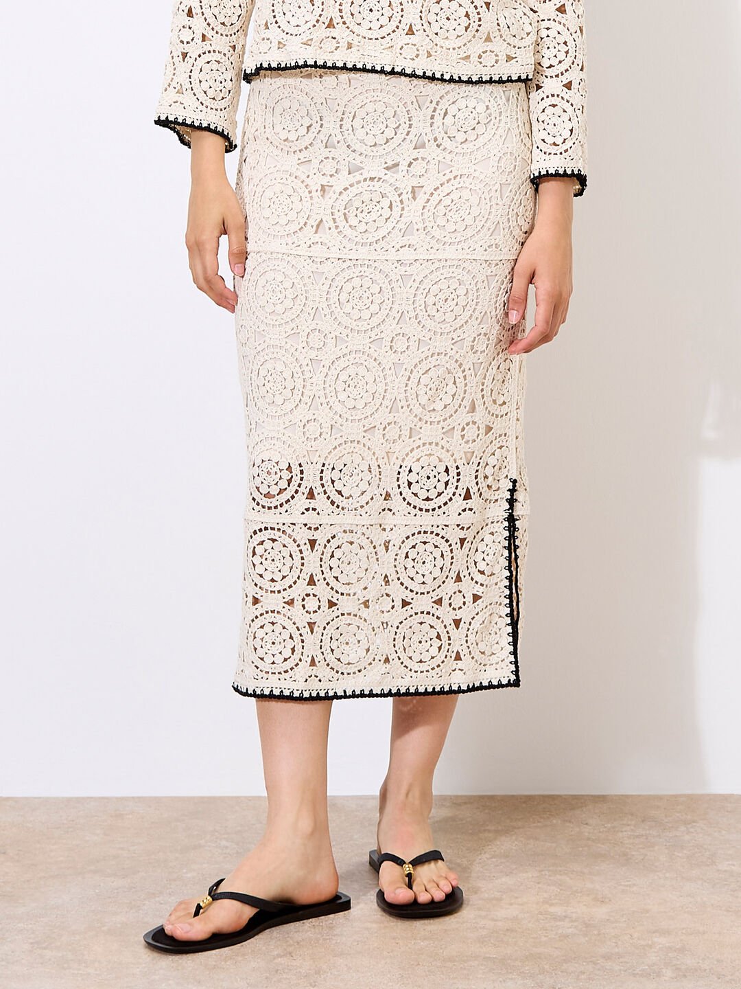 APRICOT - Crochet Circles Midi Skirt - 943209 - Boutique Bubbles
