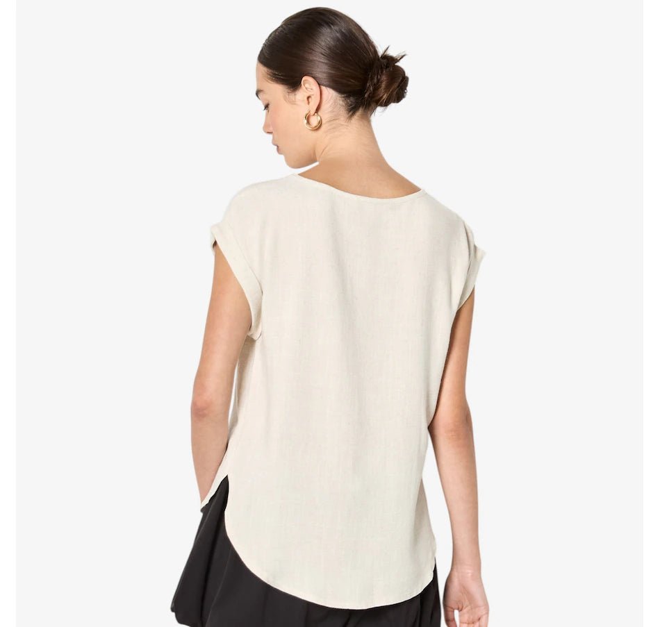 APRICOT - Crochet Pocket Turn Up T-Shirt - X190157 - Boutique Bubbles