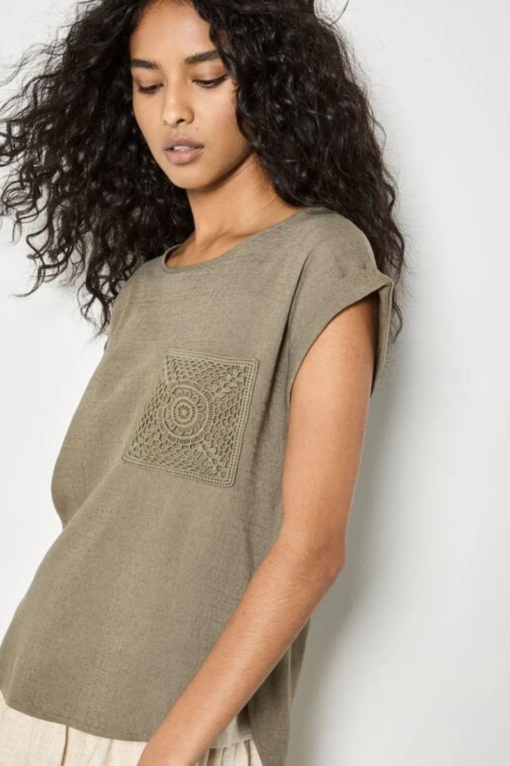 APRICOT - Crochet Pocket Turn Up T-Shirt - X190225 - Boutique Bubbles