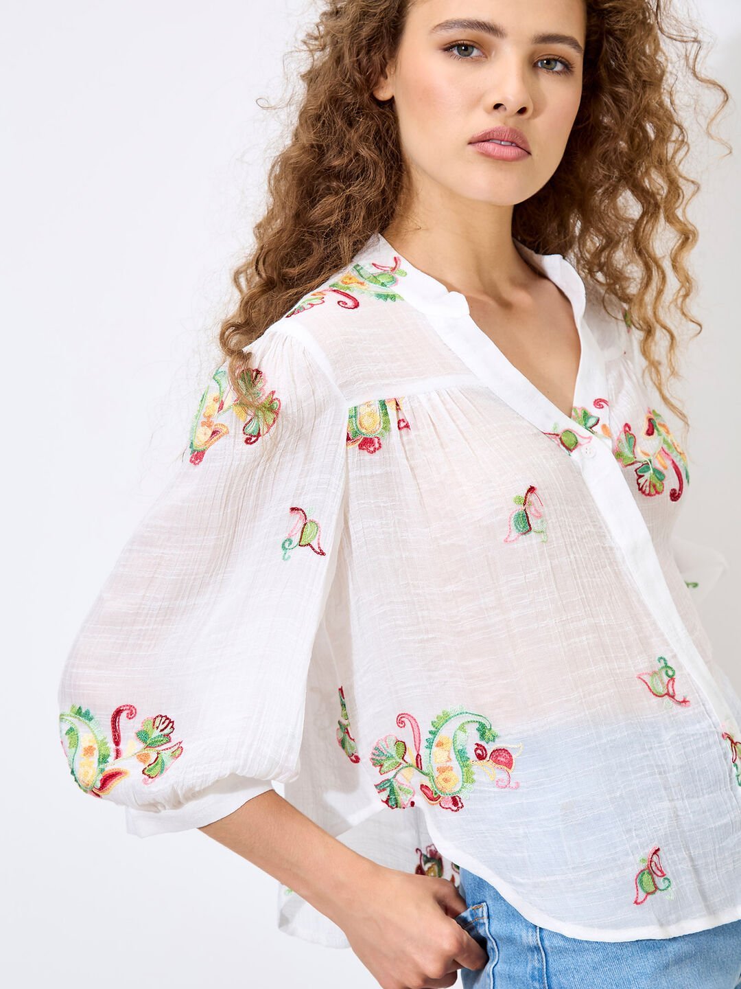 APRICOT - Floral Paisley Embroidered Blouse - 937093 - Boutique Bubbles