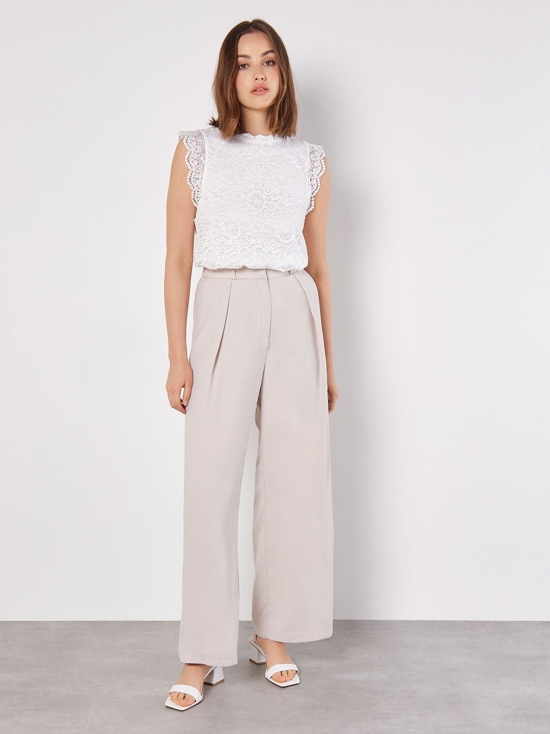 APRICOT - Lace Scallop Hem Blouse - 904545 - Boutique Bubbles