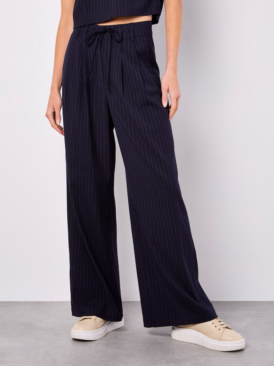 APRICOT - Pinstripe Wide Leg Tailored Trousers - 967458 - Boutique Bubbles