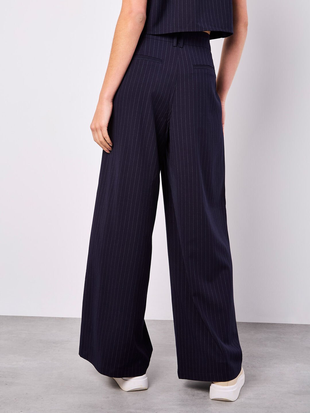 APRICOT - Pinstripe Wide Leg Tailored Trousers - 967458 - Boutique Bubbles
