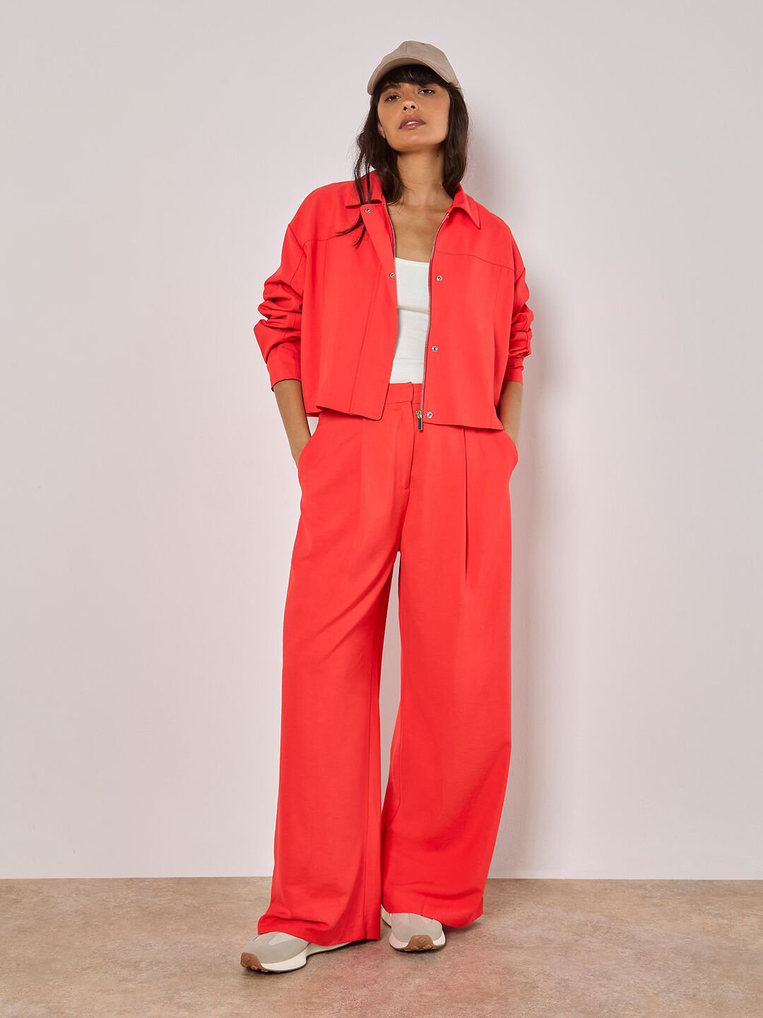 APRICOT - Soft Tailored Cropped Jacket - 941830 - Boutique Bubbles