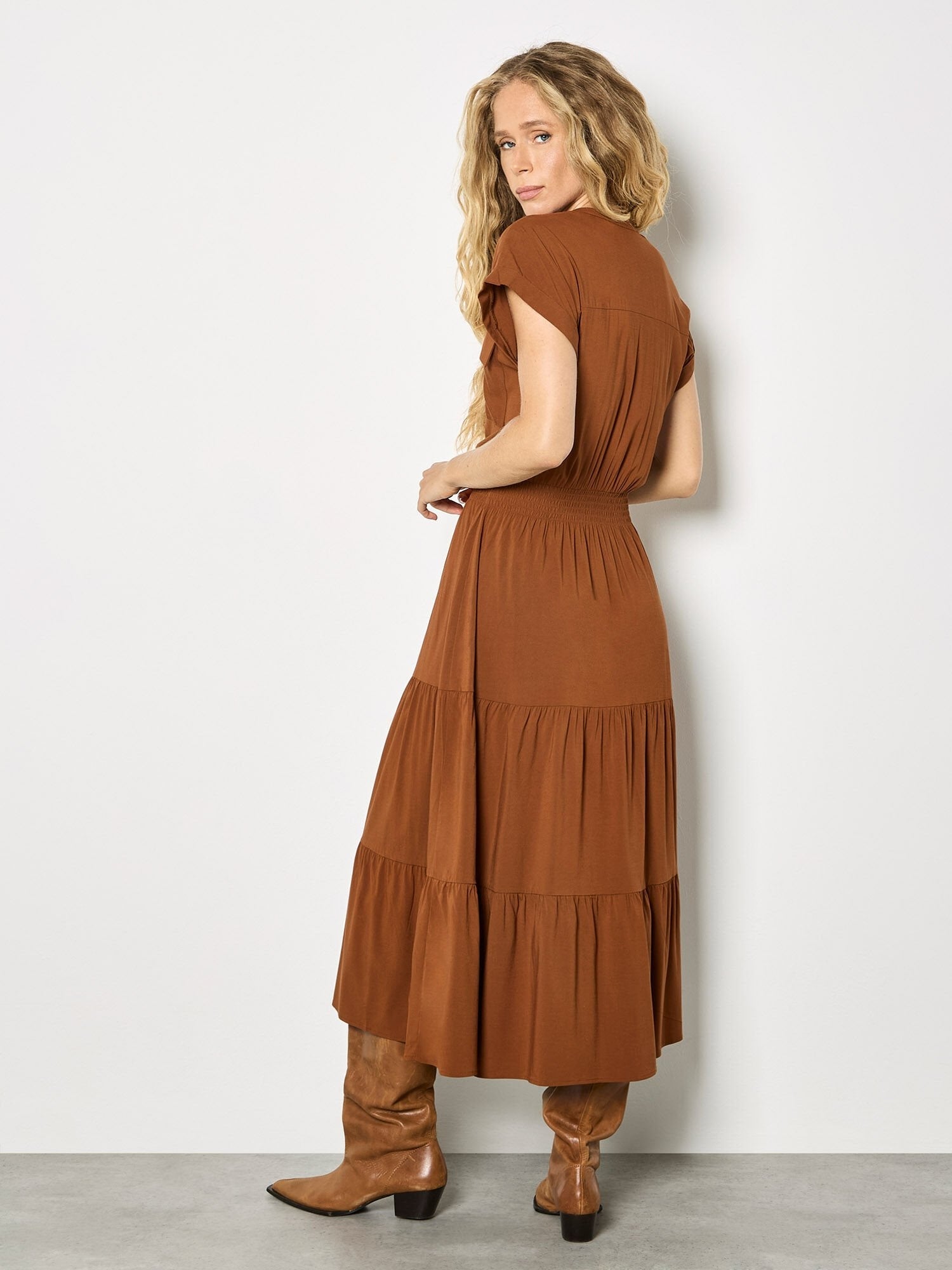 APRICOT - Tiered Utility Midaxi Dress - X182305 - Boutique Bubbles