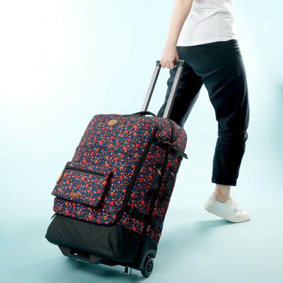 CABAÏA - 2 - Wheel Soft Suitcase Medium - Boutique Bubbles