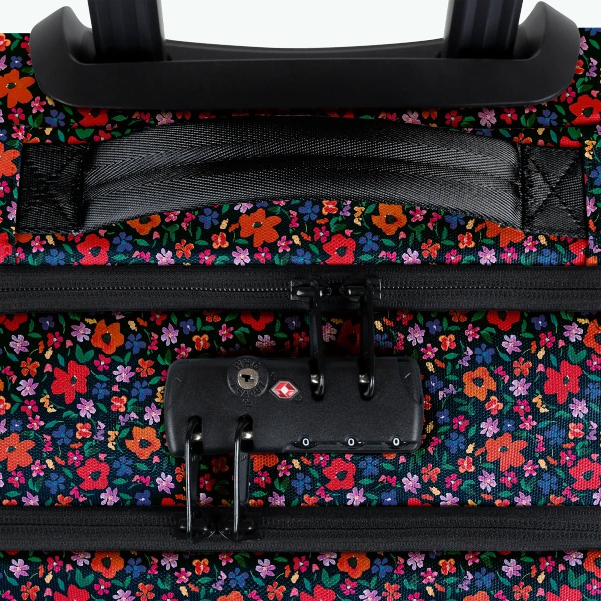 CABAÏA - 2 - Wheel Soft Suitcase Medium - Boutique Bubbles