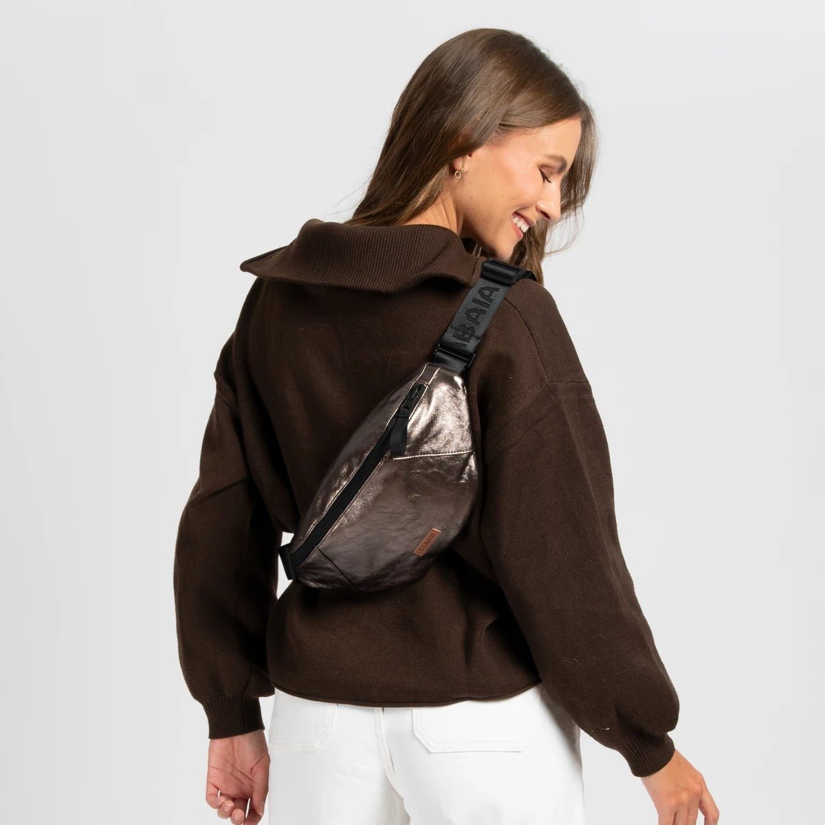 CABAÏA - Belt Bag Medium - Boutique Bubbles