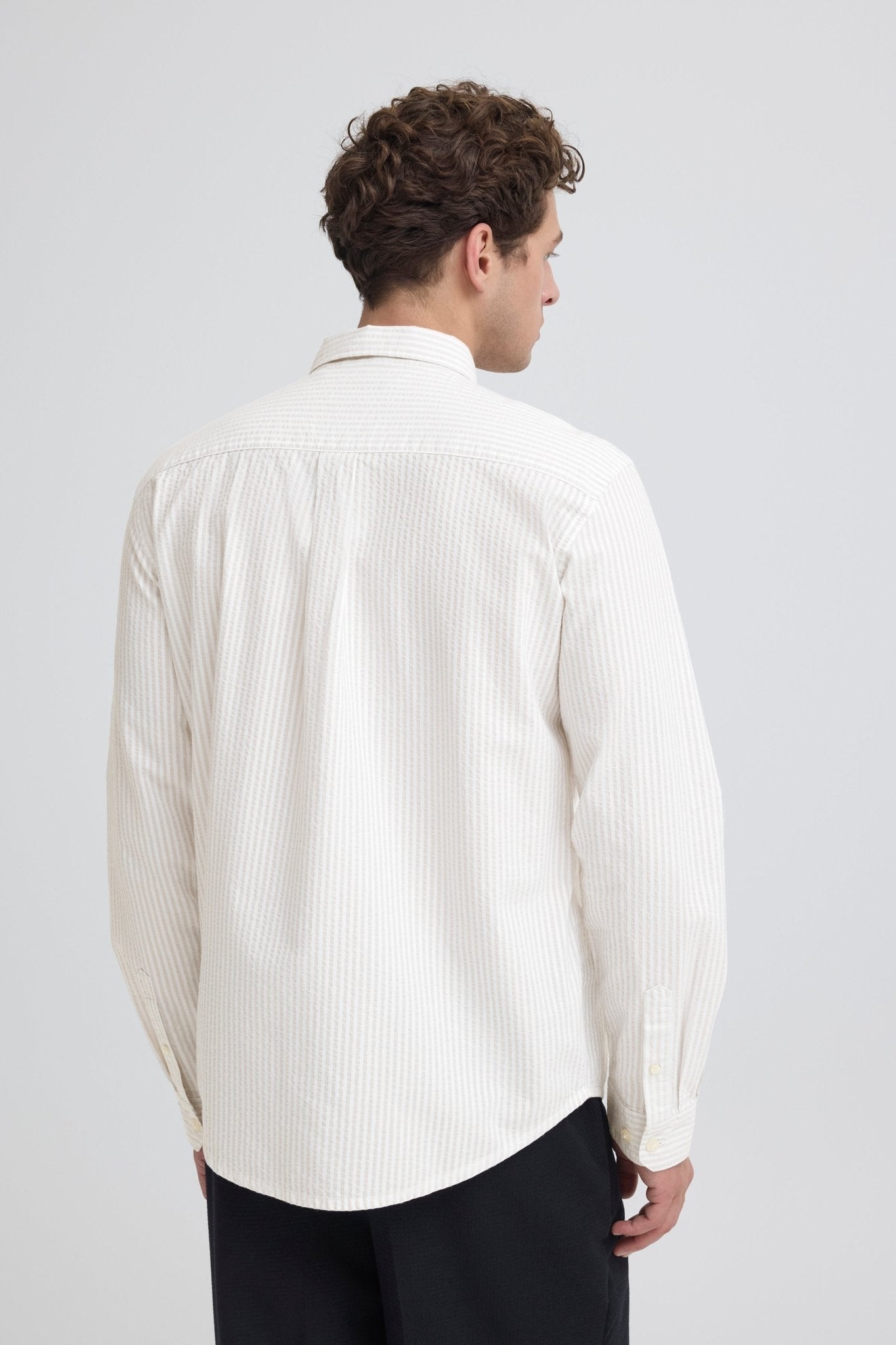 CASUAL FRIDAY - CFJAEVON LS SEERSUCKER SHIRT - 20506254 - Boutique Bubbles