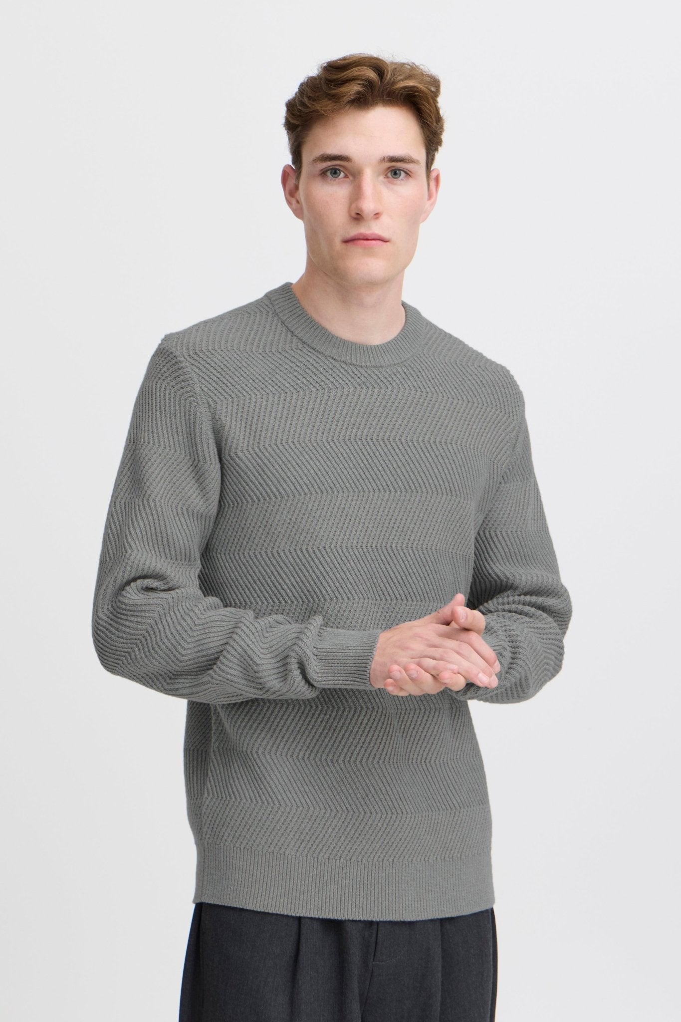 CASUAL FRIDAY - CFKARL Structured Crew Neck Knit - 20505310 - Boutique Bubbles