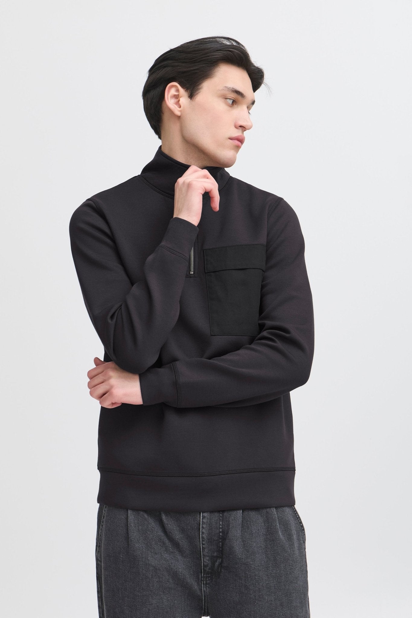 CASUAL FRIDAY - RO viscose sweat w.contrast pocket - 20505627 - Boutique Bubbles