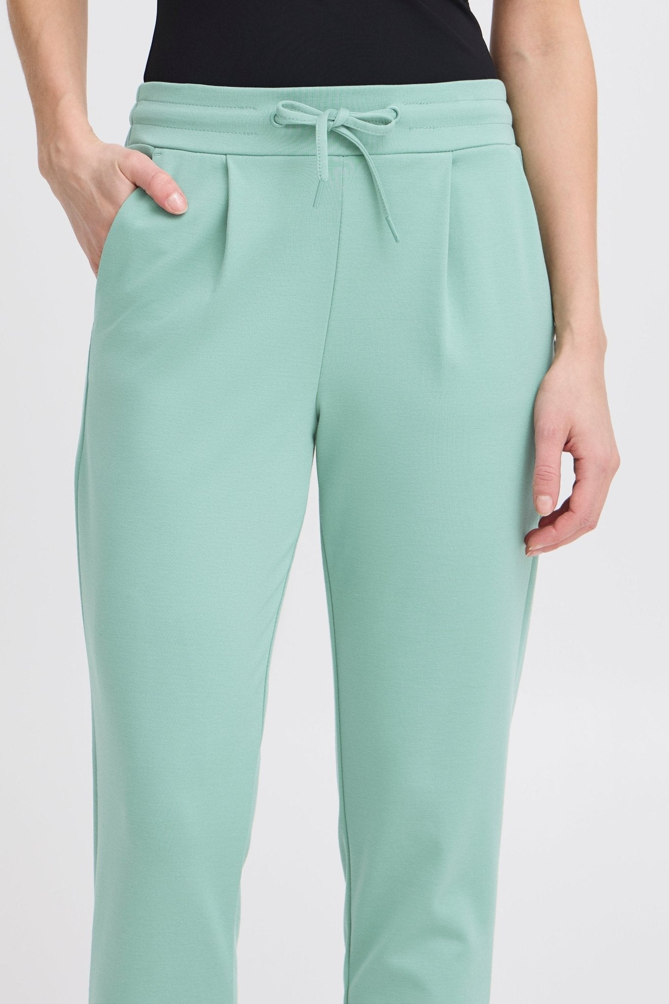 ICHI - IHKATE PANTS CROPPED - 20104757 - Boutique Bubbles