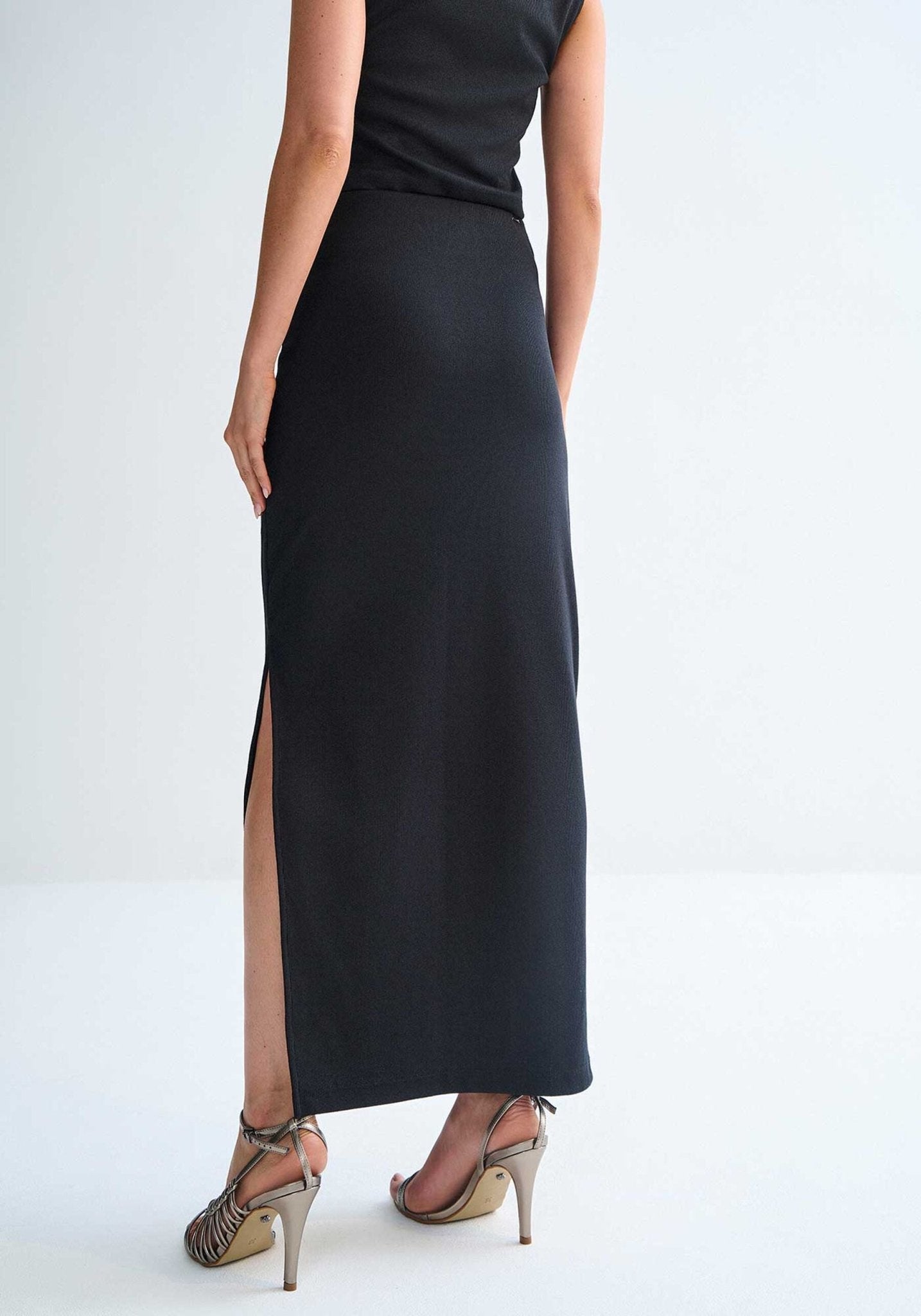 LEZ A LEZ - Ribbed Midi Skirt with Cut - Out and Metallic Trim at Waist - 3212E - Boutique Bubbles