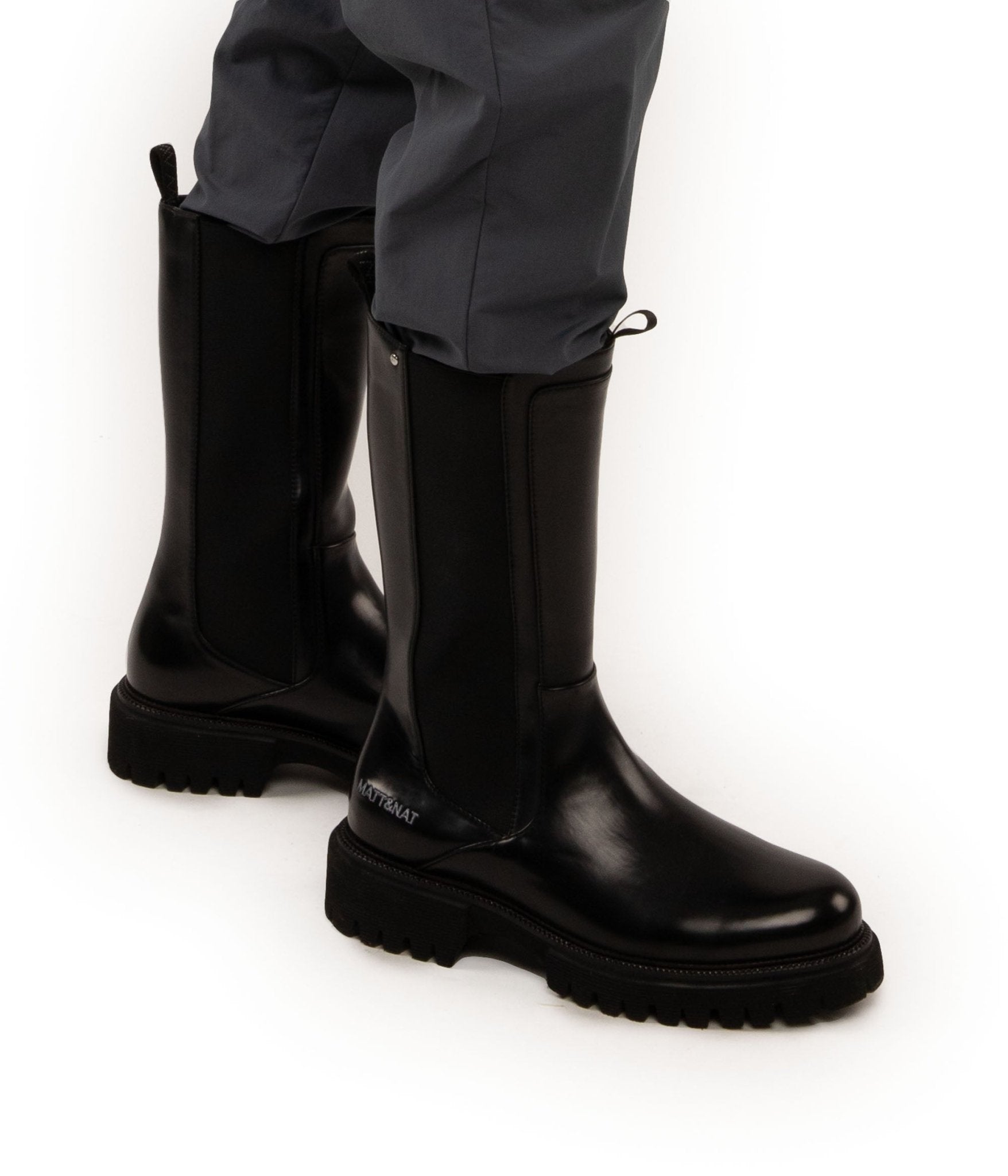 MATT&NAT - KRAUSE Men’s Vegan Chelsea Boots - Boutique Bubbles