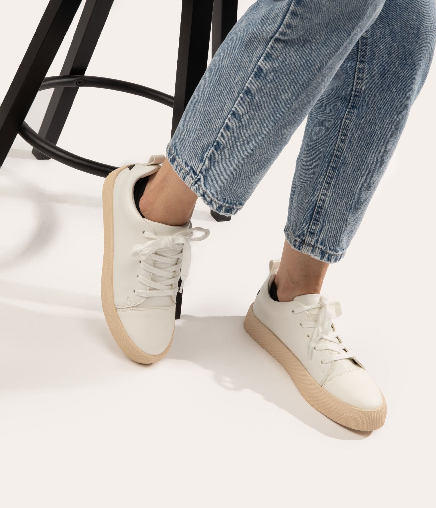 MATT&NAT - MARCISS21 Women’s Vegan Sneakers - Boutique Bubbles