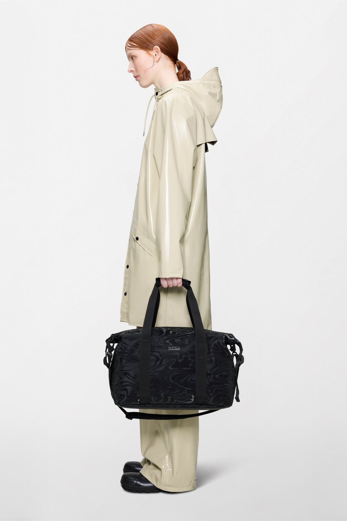 RAINS HILO Weekend Bag Small W3 - Boutique Bubbles