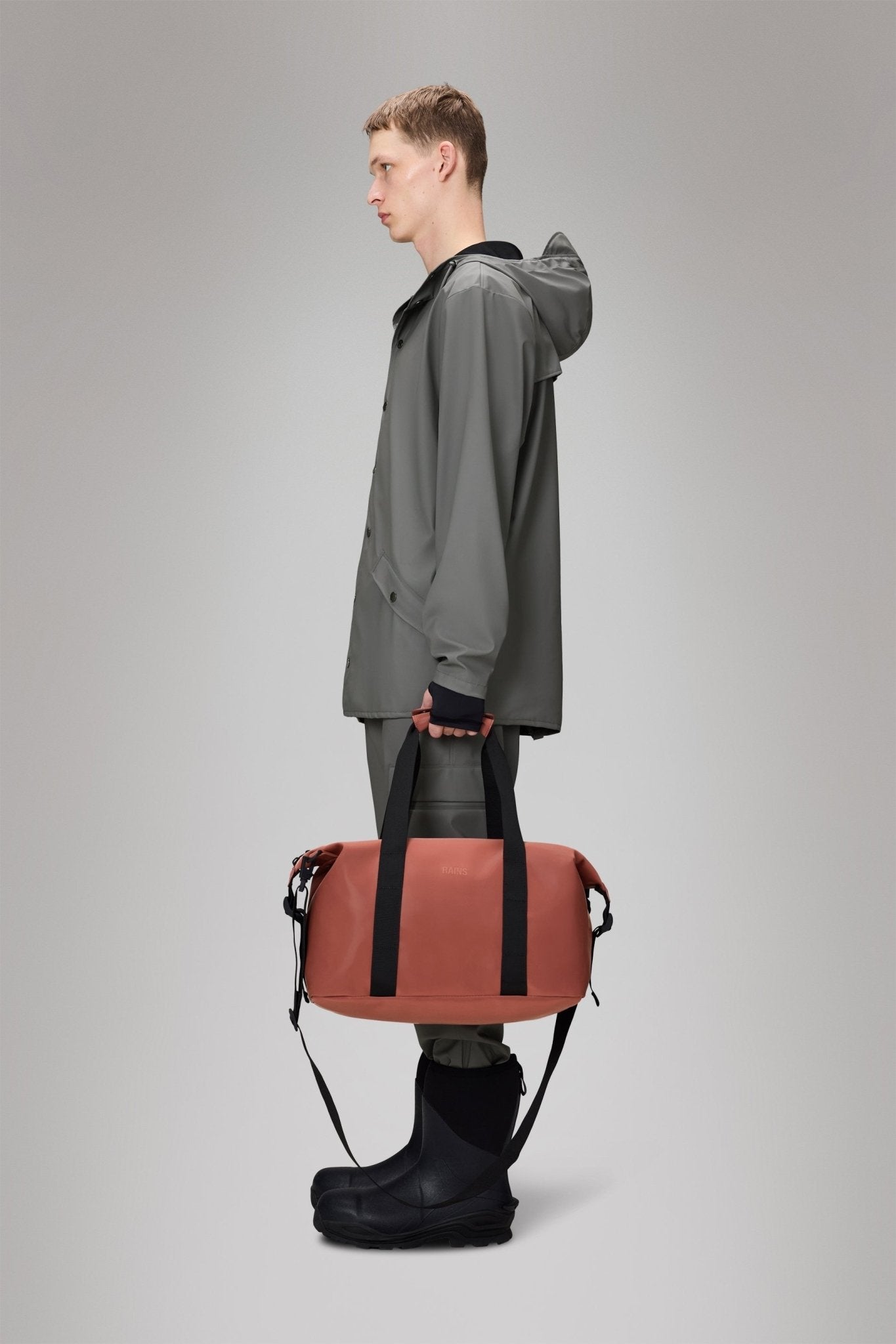 RAINS HILO Weekend Bag Small W3 - Boutique Bubbles