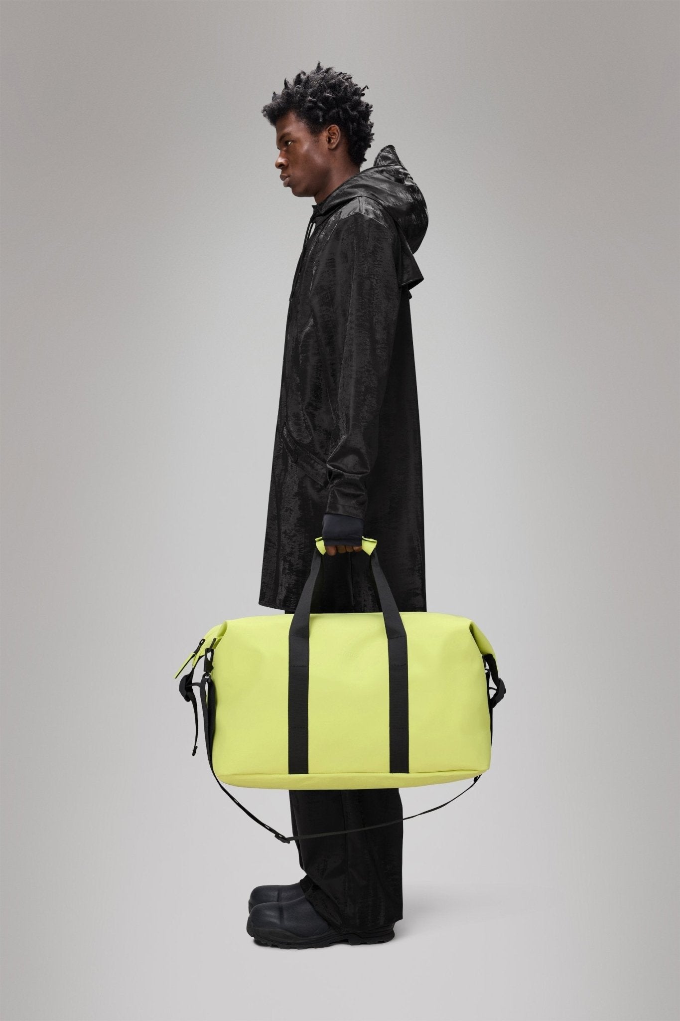 RAINS HILO Weekend Bag W3 - Boutique Bubbles