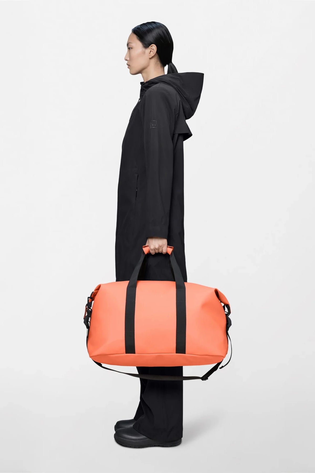 RAINS HILO Weekend Bag W3 - Boutique Bubbles