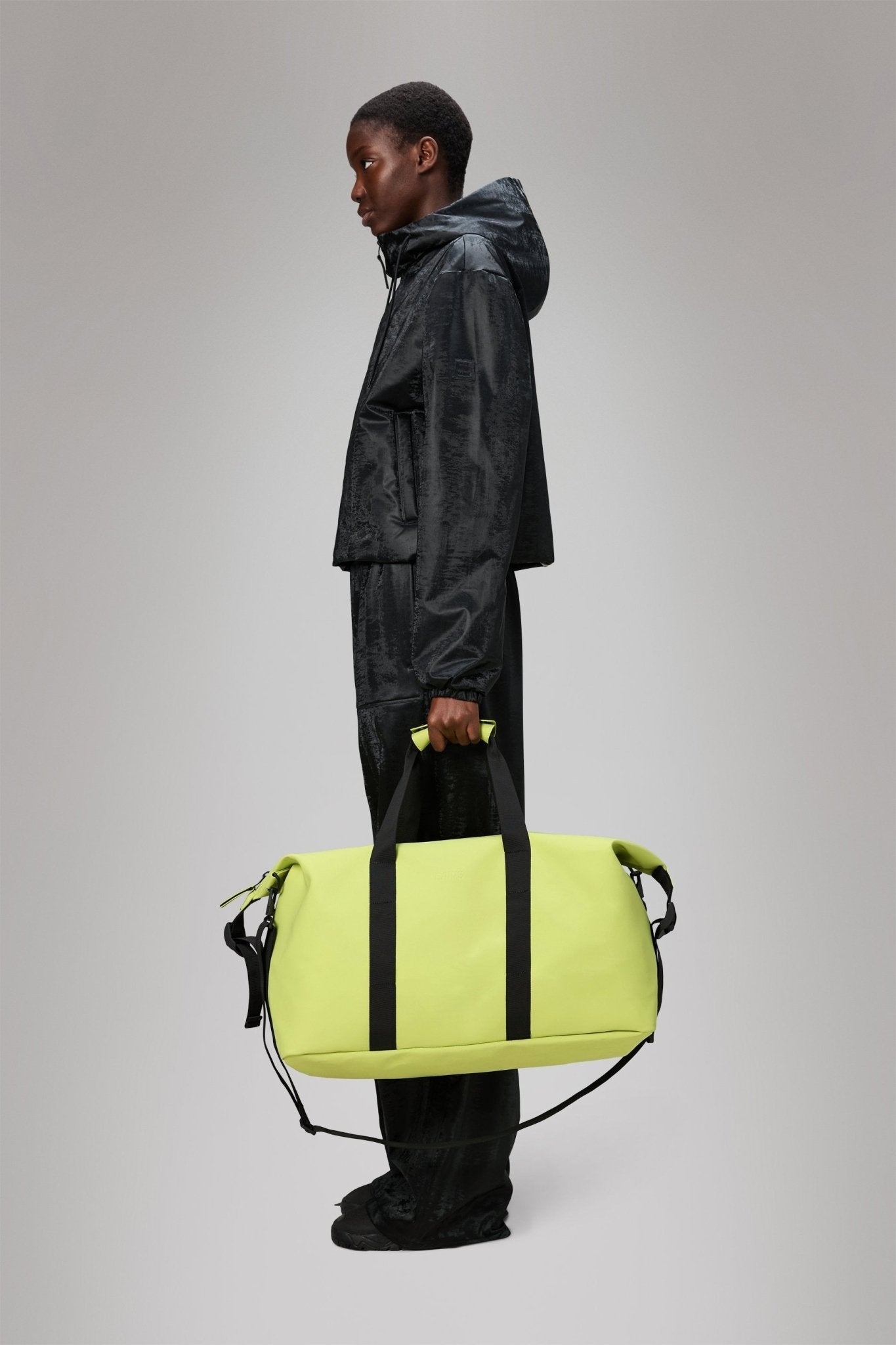 RAINS HILO Weekend Bag W3 - Boutique Bubbles