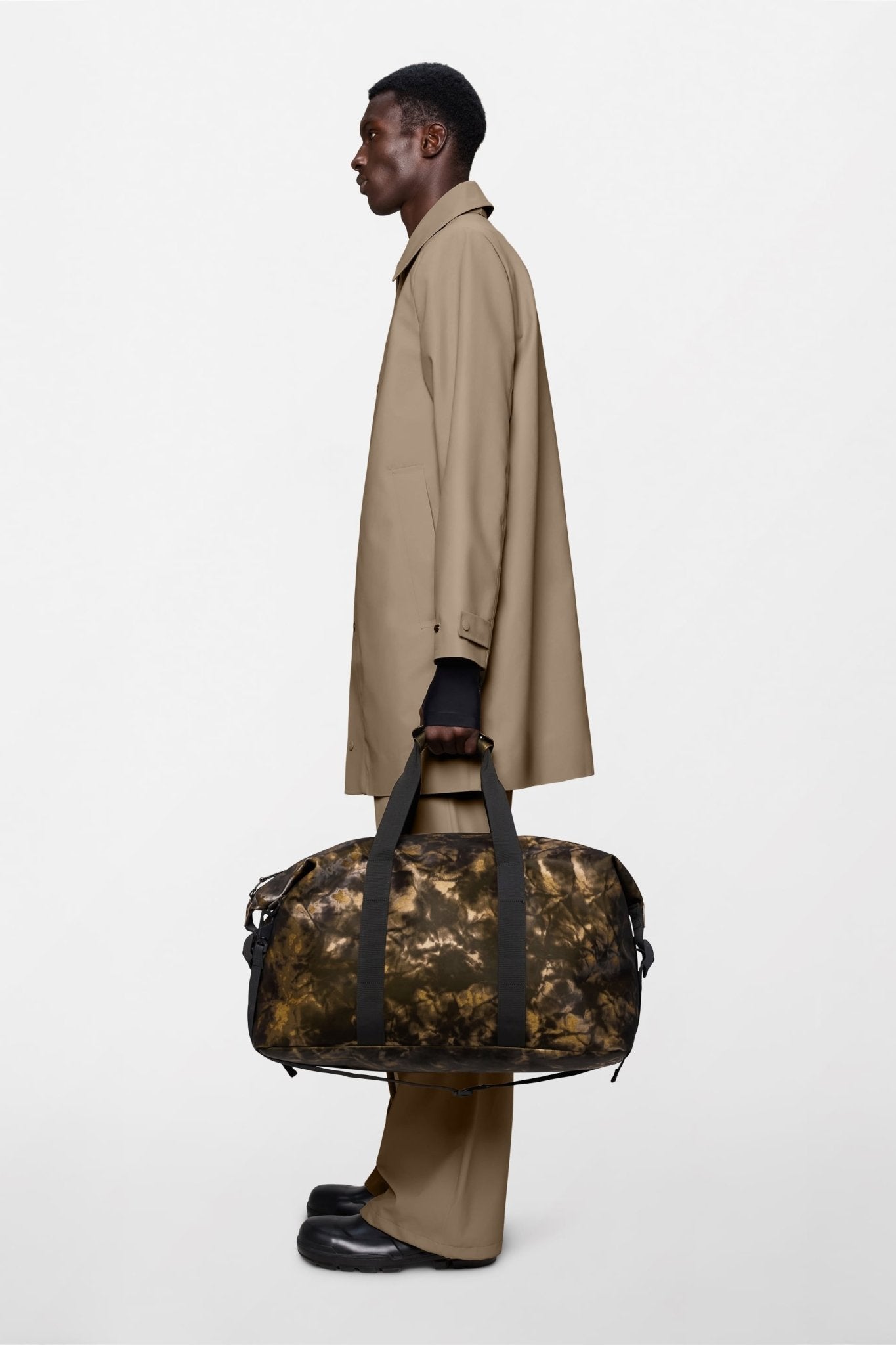 RAINS HILO Weekend Bag W3 - Boutique Bubbles