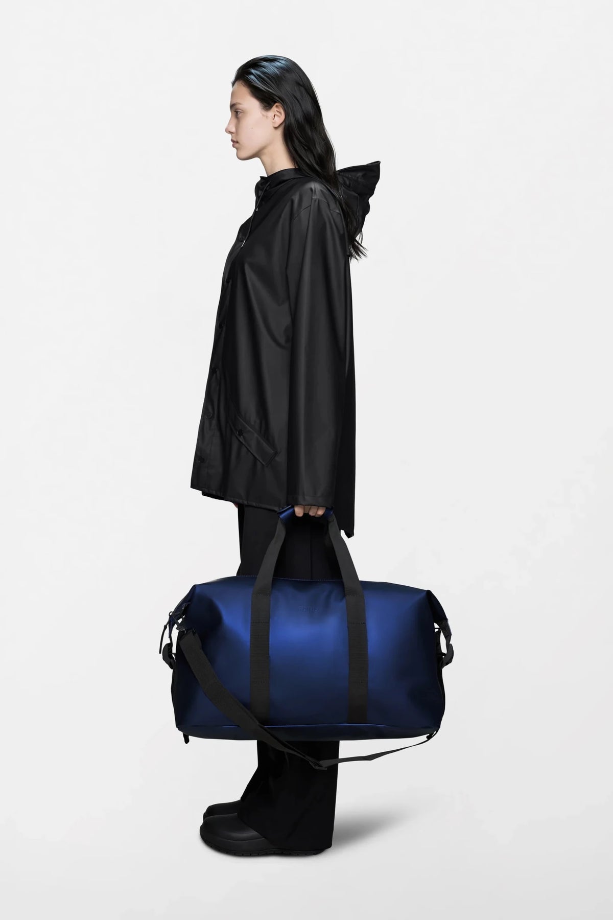 RAINS HILO Weekend Bag W3 - Boutique Bubbles