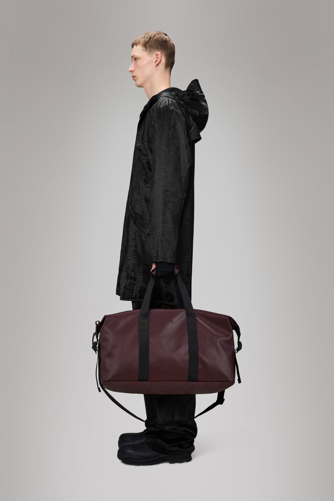 RAINS HILO Weekend Bag W3 - Boutique Bubbles