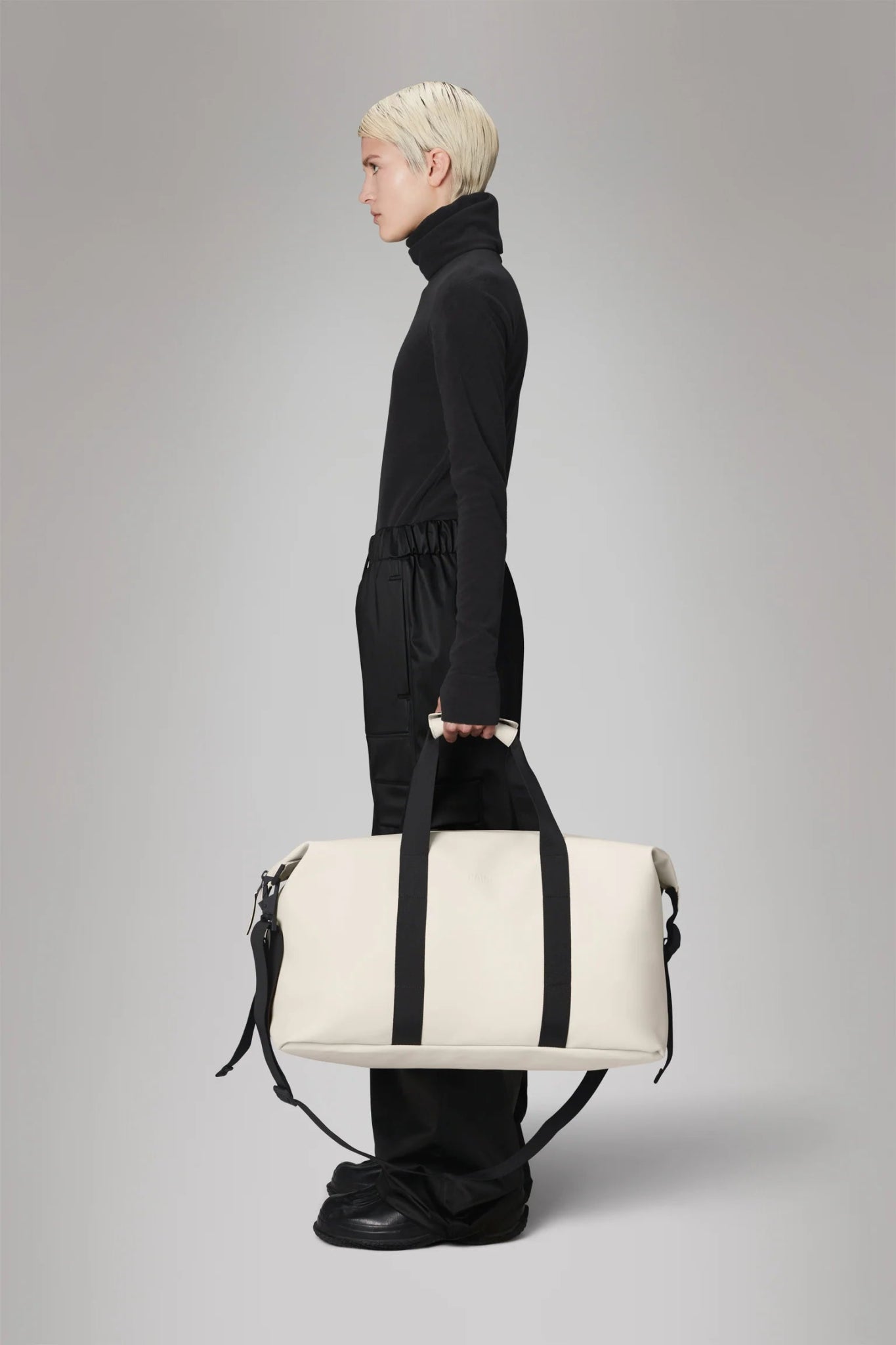 RAINS HILO Weekend Bag W3 - Boutique Bubbles