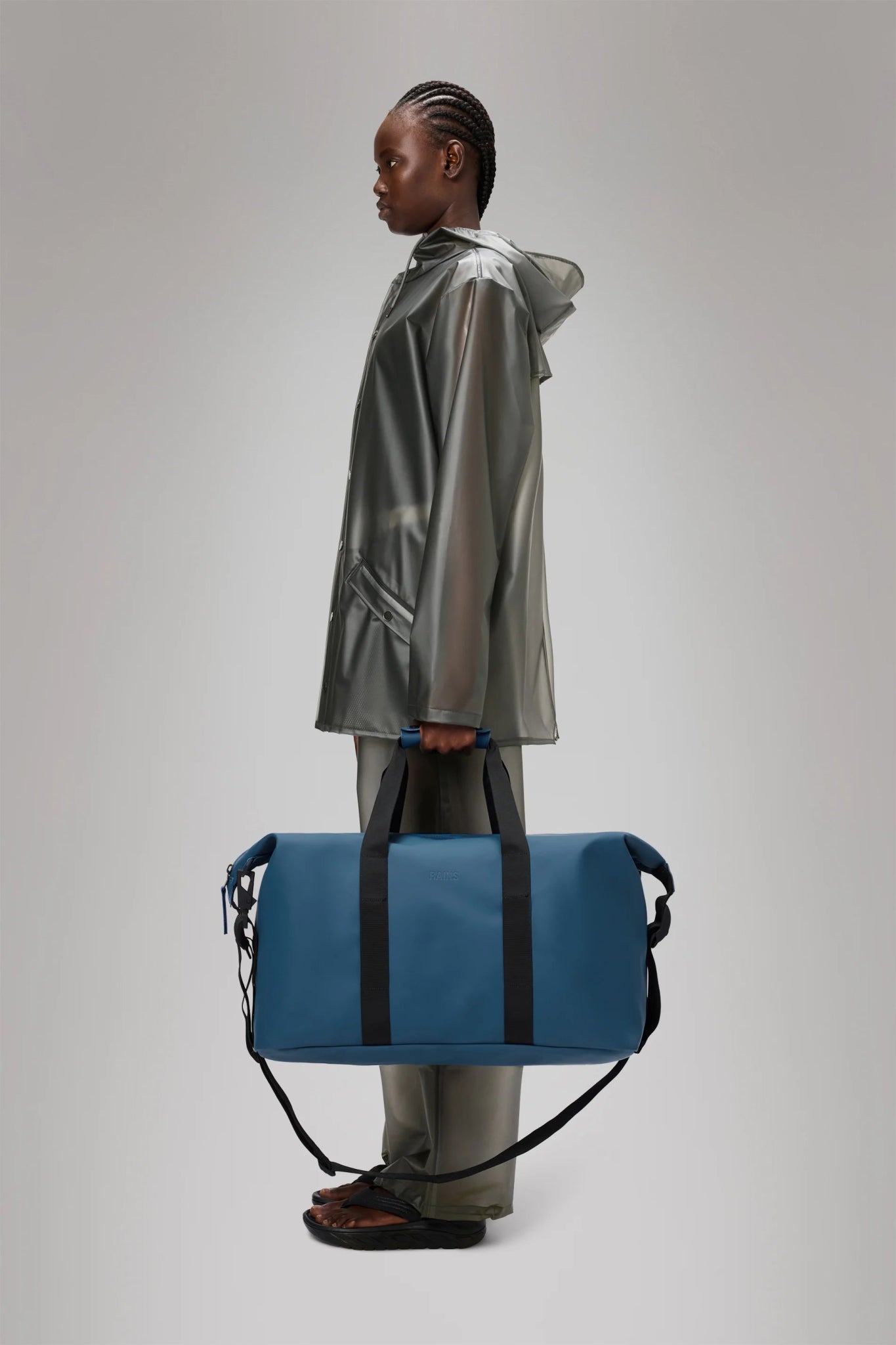 RAINS HILO Weekend Bag W3 - Boutique Bubbles