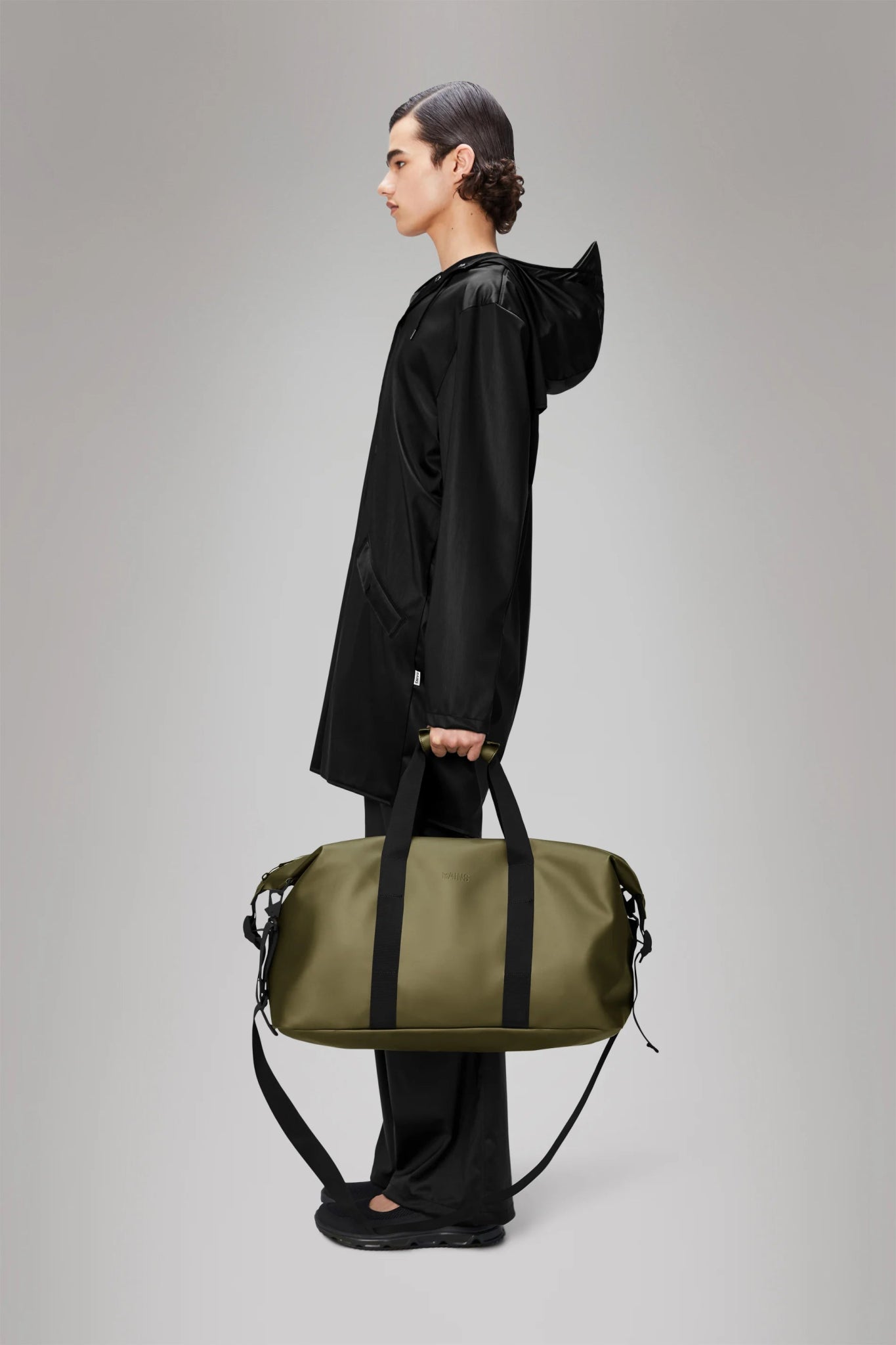 RAINS HILO Weekend Bag W3 - Boutique Bubbles