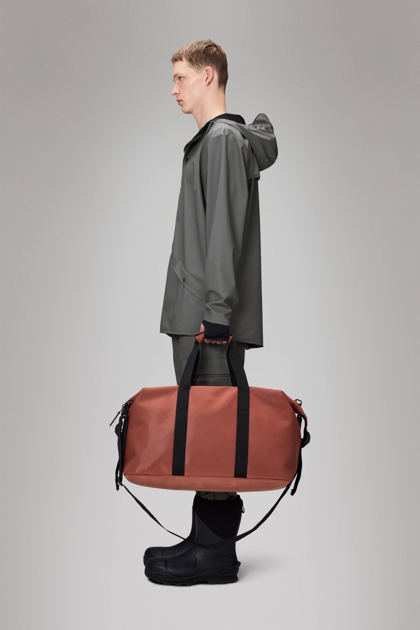 RAINS HILO Weekend Bag W3 - Boutique Bubbles