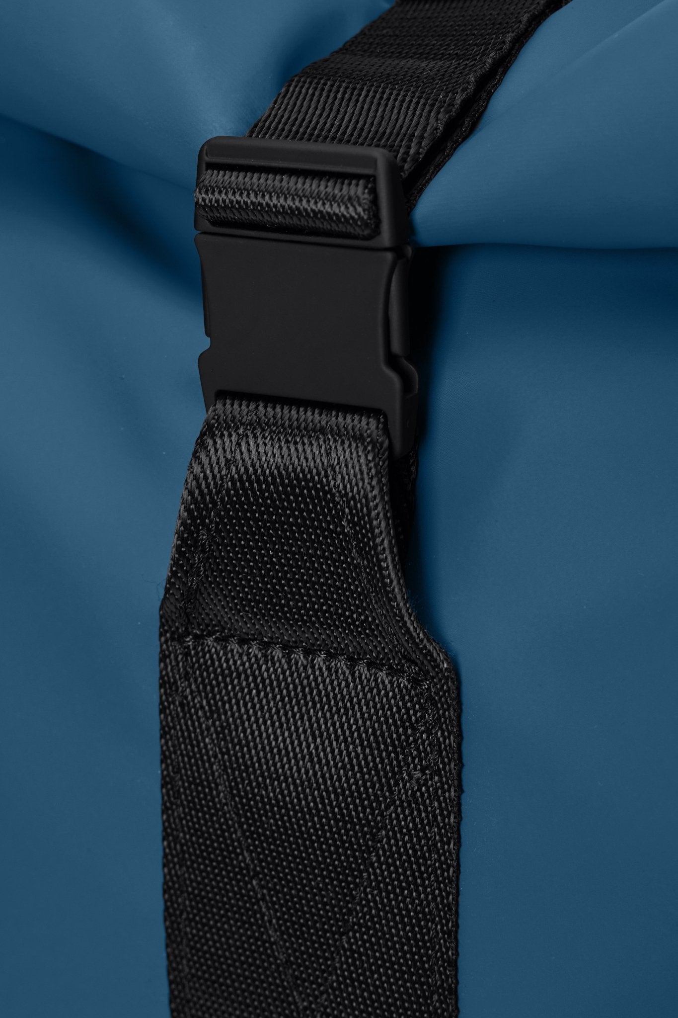 RAINS - Lunch Bag W3 - Boutique Bubbles