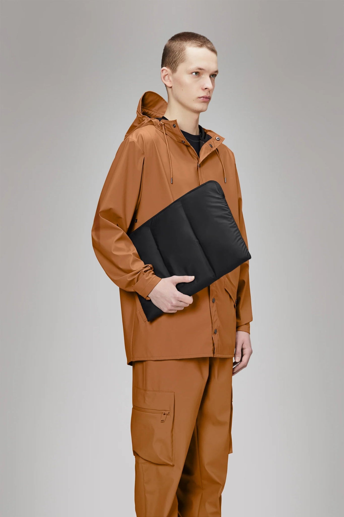 RAINS NYSSA Puffer Laptop Cover 15/16 W1 - Boutique Bubbles