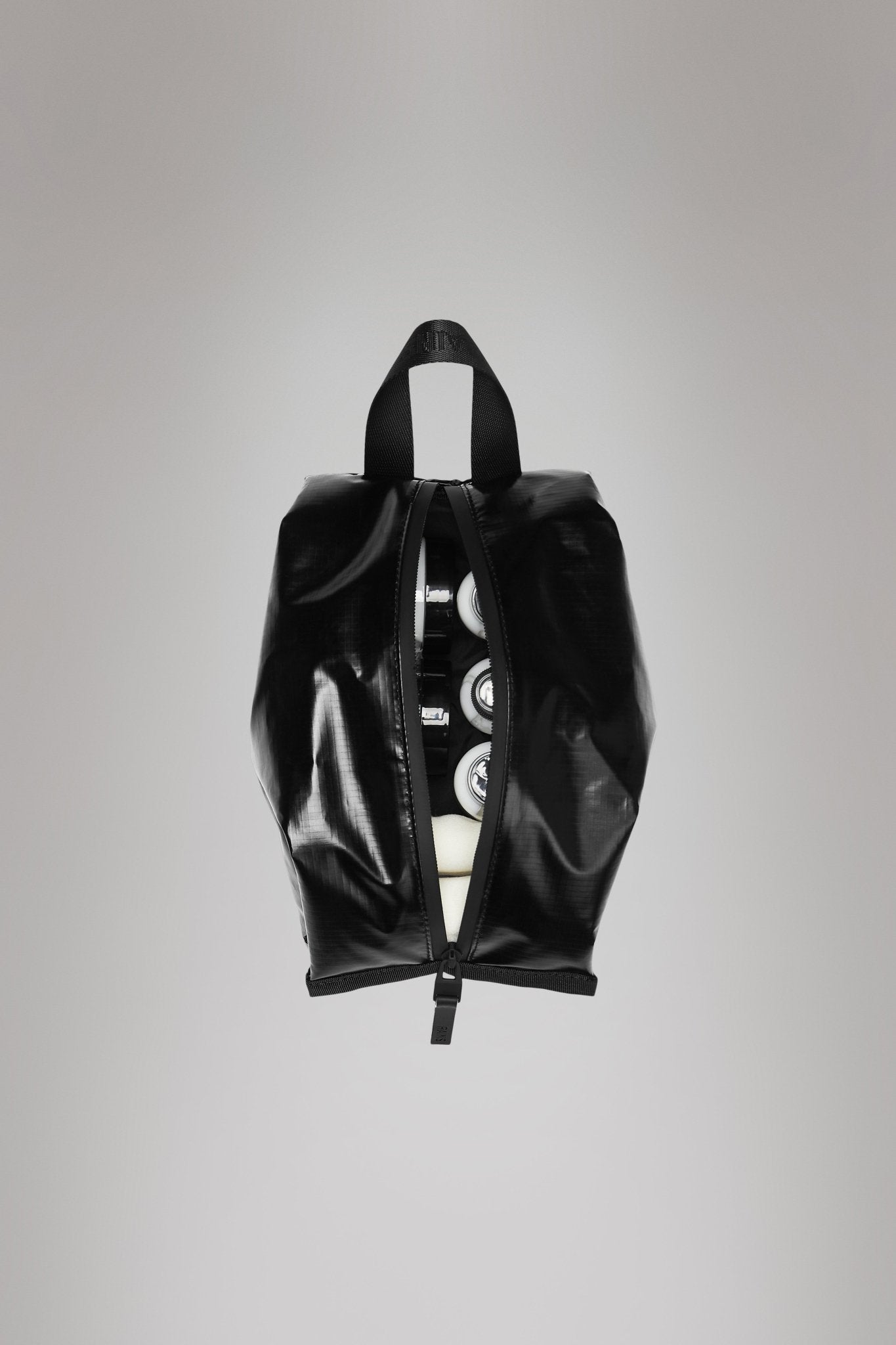 RAINS Sibu Wash Bag W3 - Boutique Bubbles