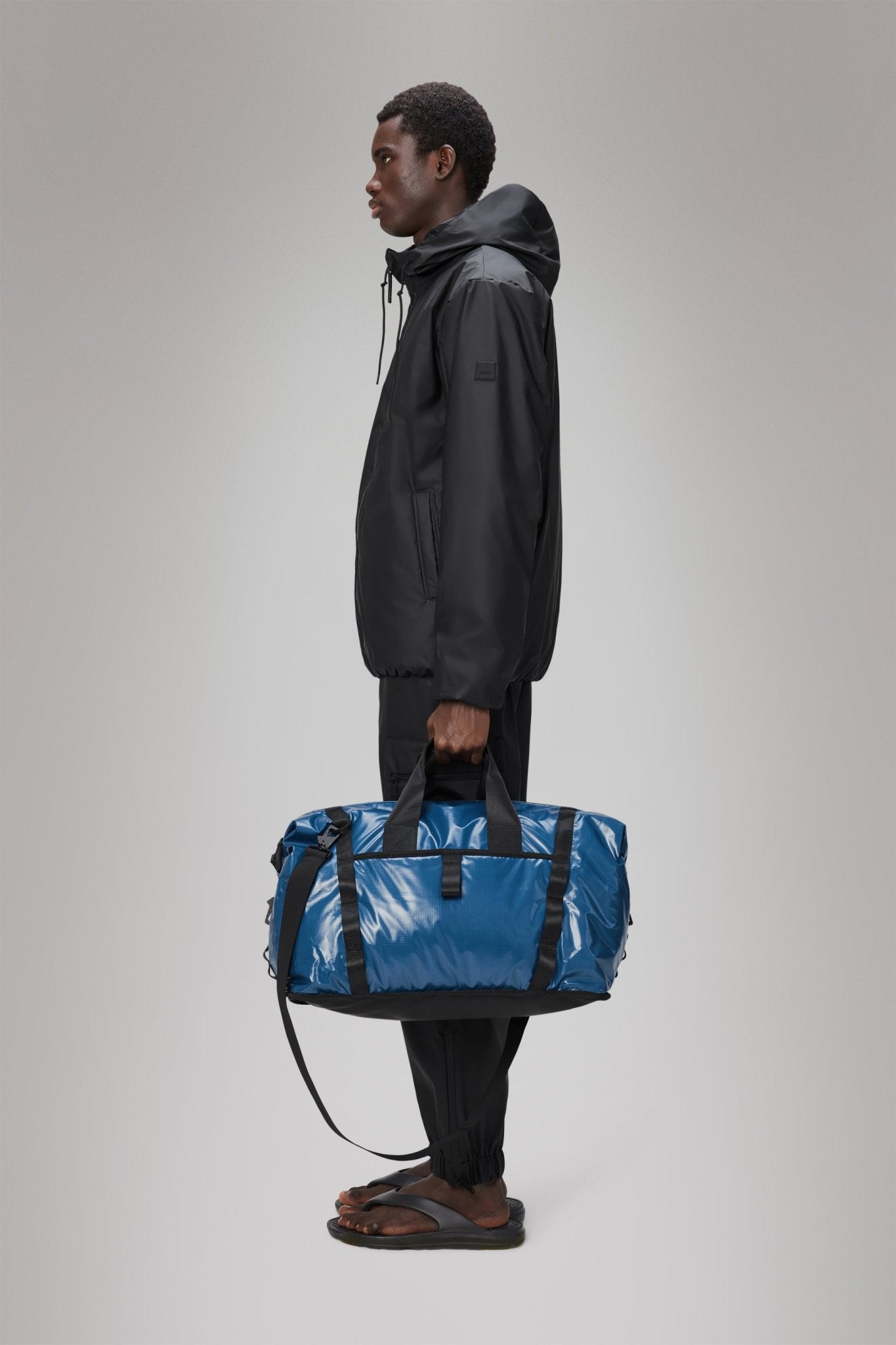 RAINS SIBU Weekend Bag W3 - Boutique Bubbles