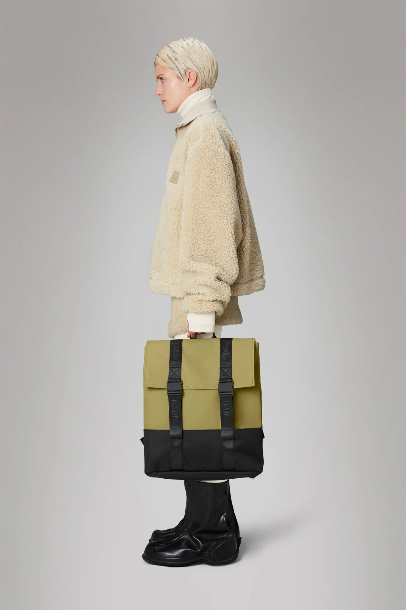 RAINS TRAIL MSN bag W3 - Boutique Bubbles