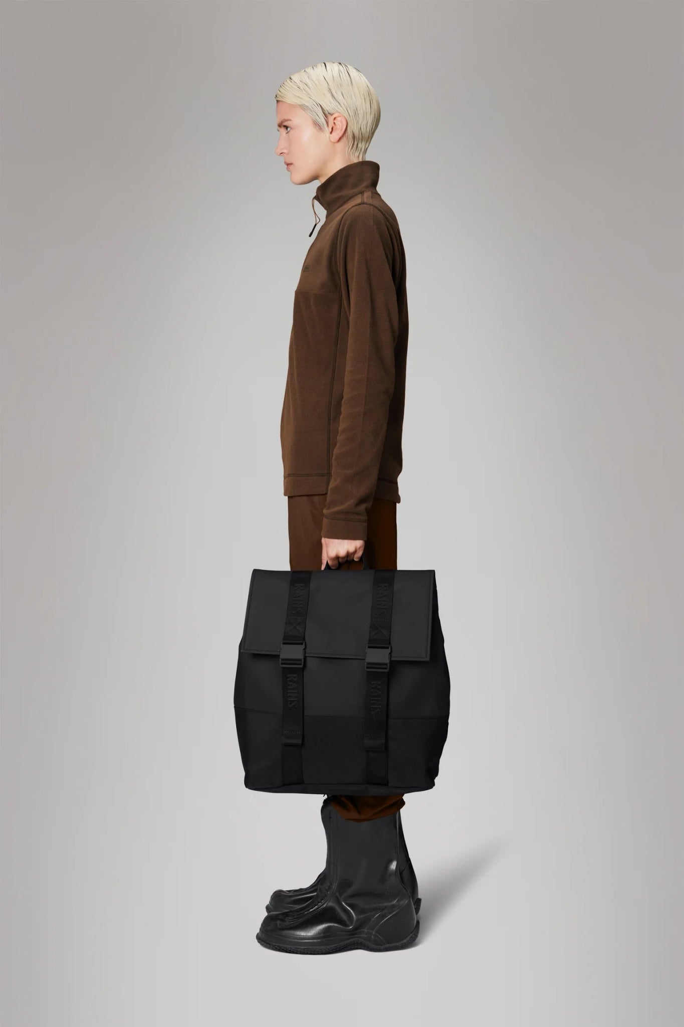 RAINS TRAIL MSN bag W3 - Boutique Bubbles