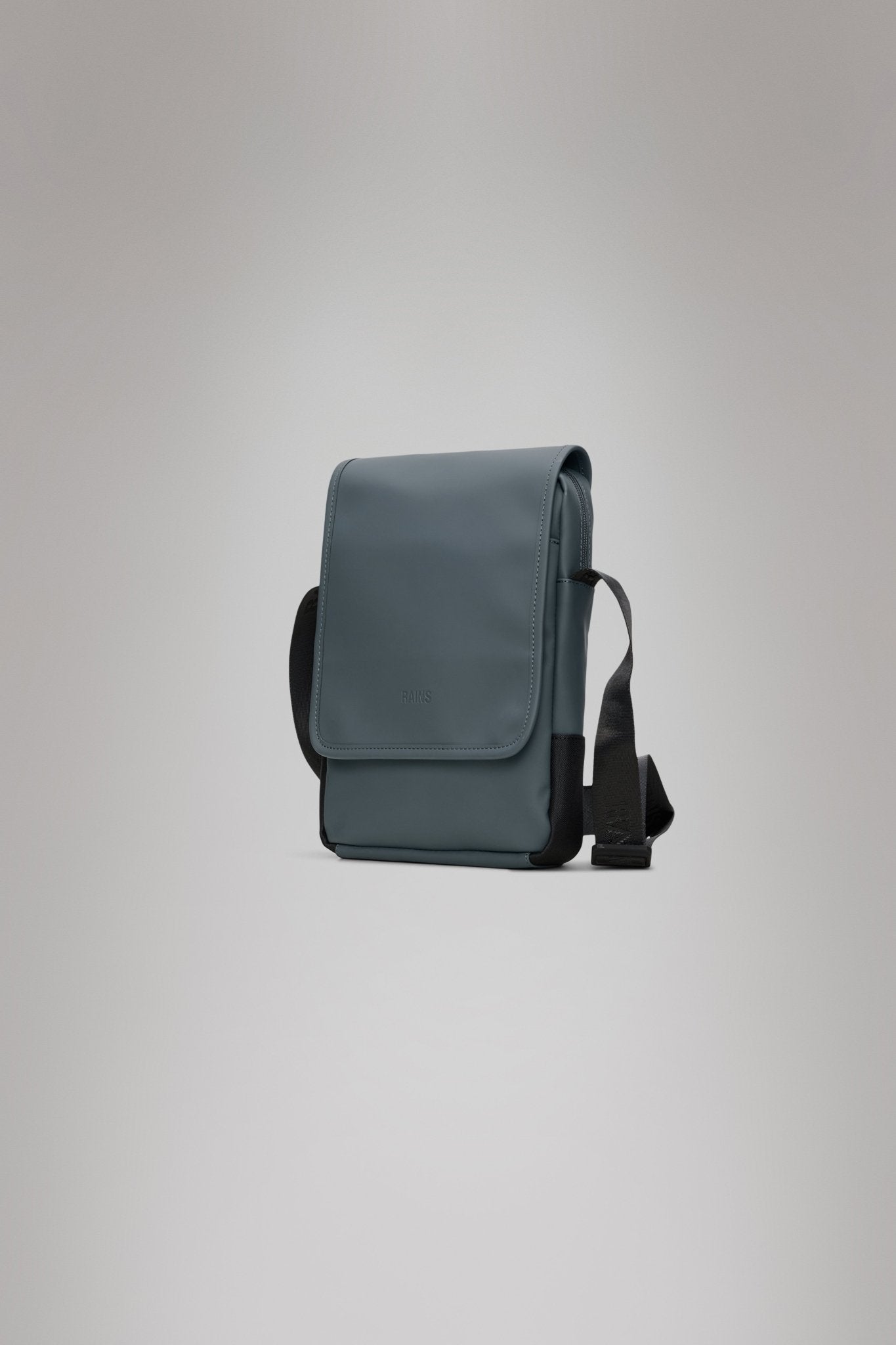 RAINS TRAIL Reporter Bag W3 - Boutique Bubbles