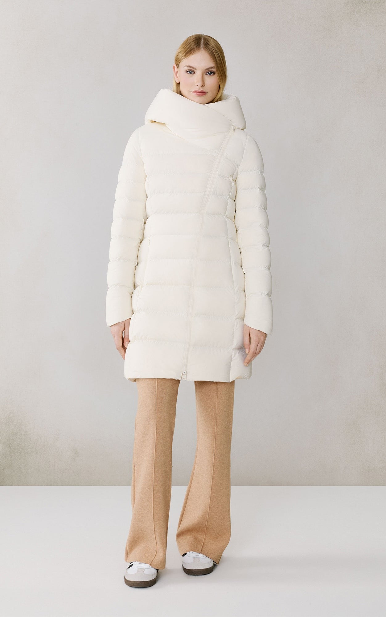 SOIA&KYO JUDY - M - Stretch Down Coat - Boutique Bubbles