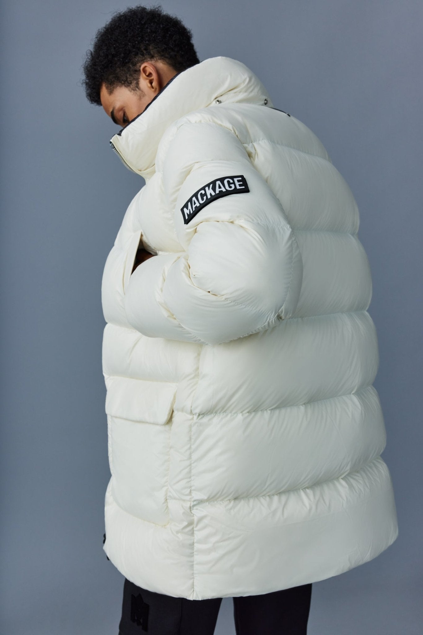 MACKAGE KENDRICK-R - lustrous light-downparka with hood - Boutique Bubbles