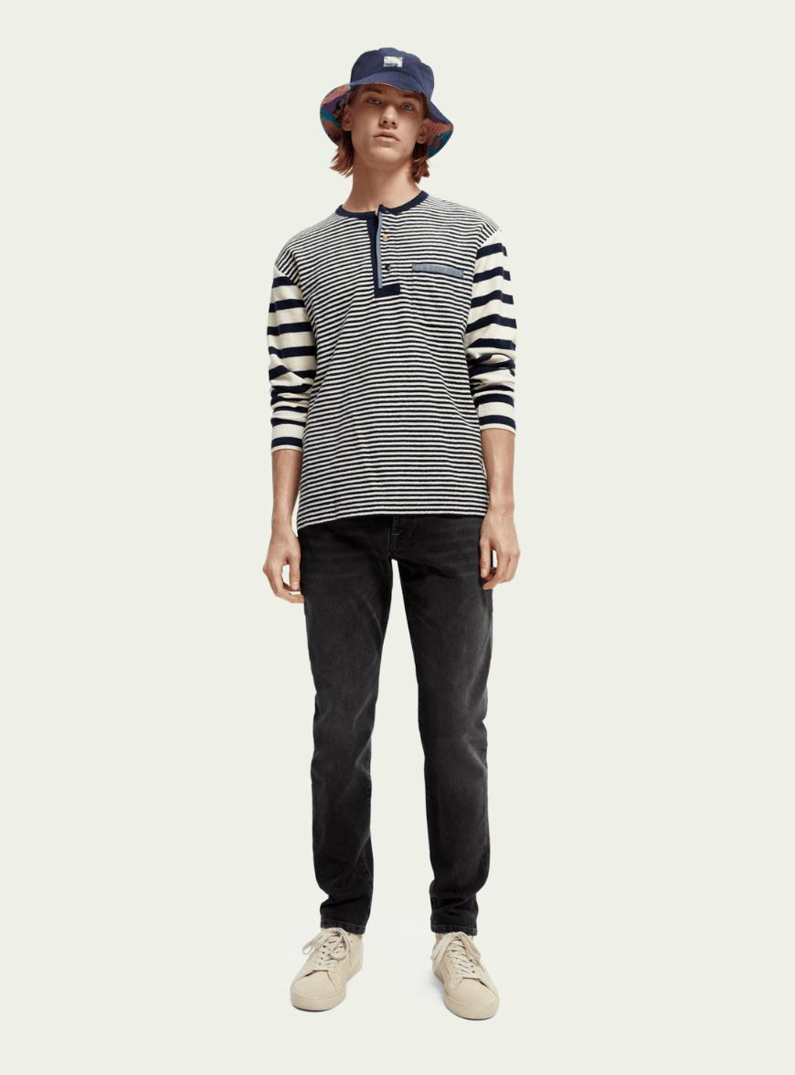 SCOTCH&SODA Structured Long-Sleeved Grandad T-shirt in Organic Cotton - Boutique Bubbles