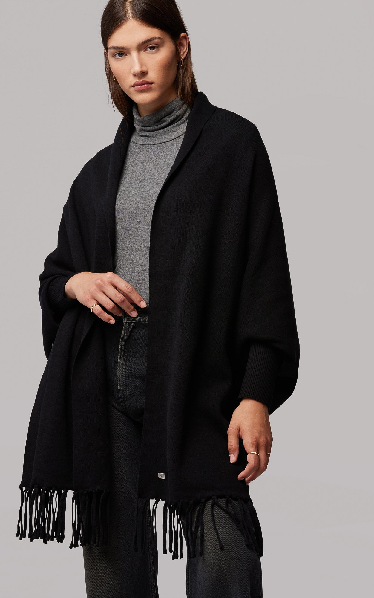 SOIA&KYO MIKU-S - knitted scarfigan with fringe - Boutique Bubbles