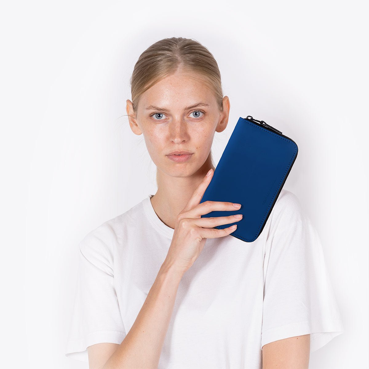 UCON ACROBATICS Naira - Wallet - Lotus - Boutique Bubbles