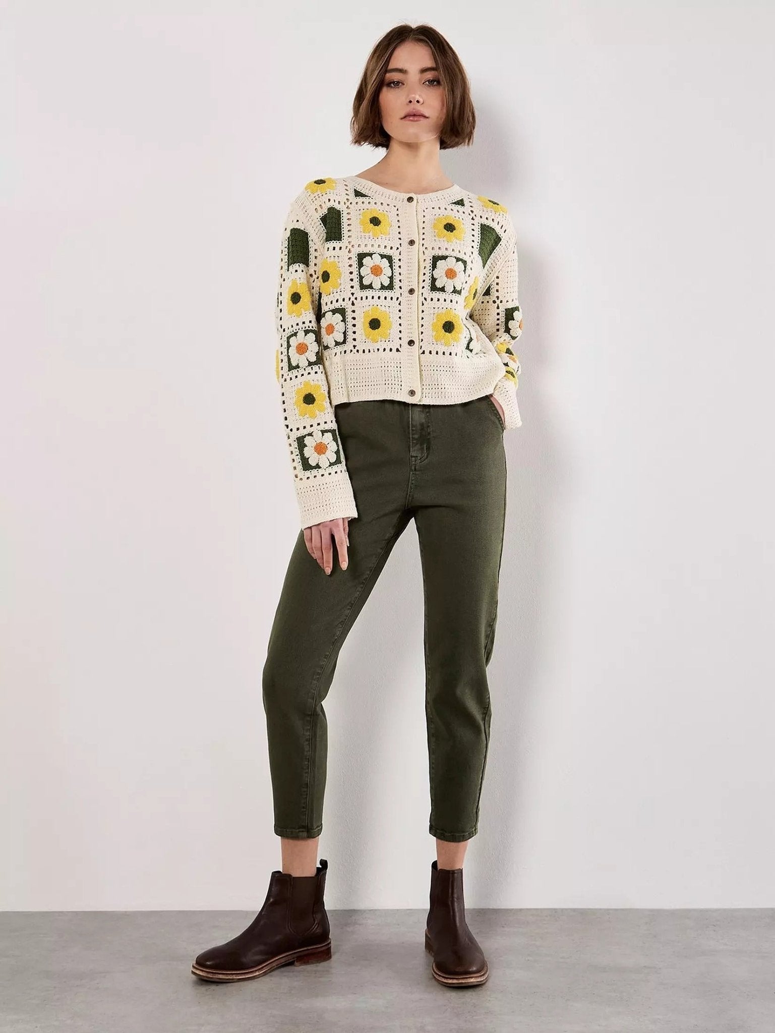 APRICOT - Daisy Squares Crochet Cardigan - X134670 - Boutique Bubbles