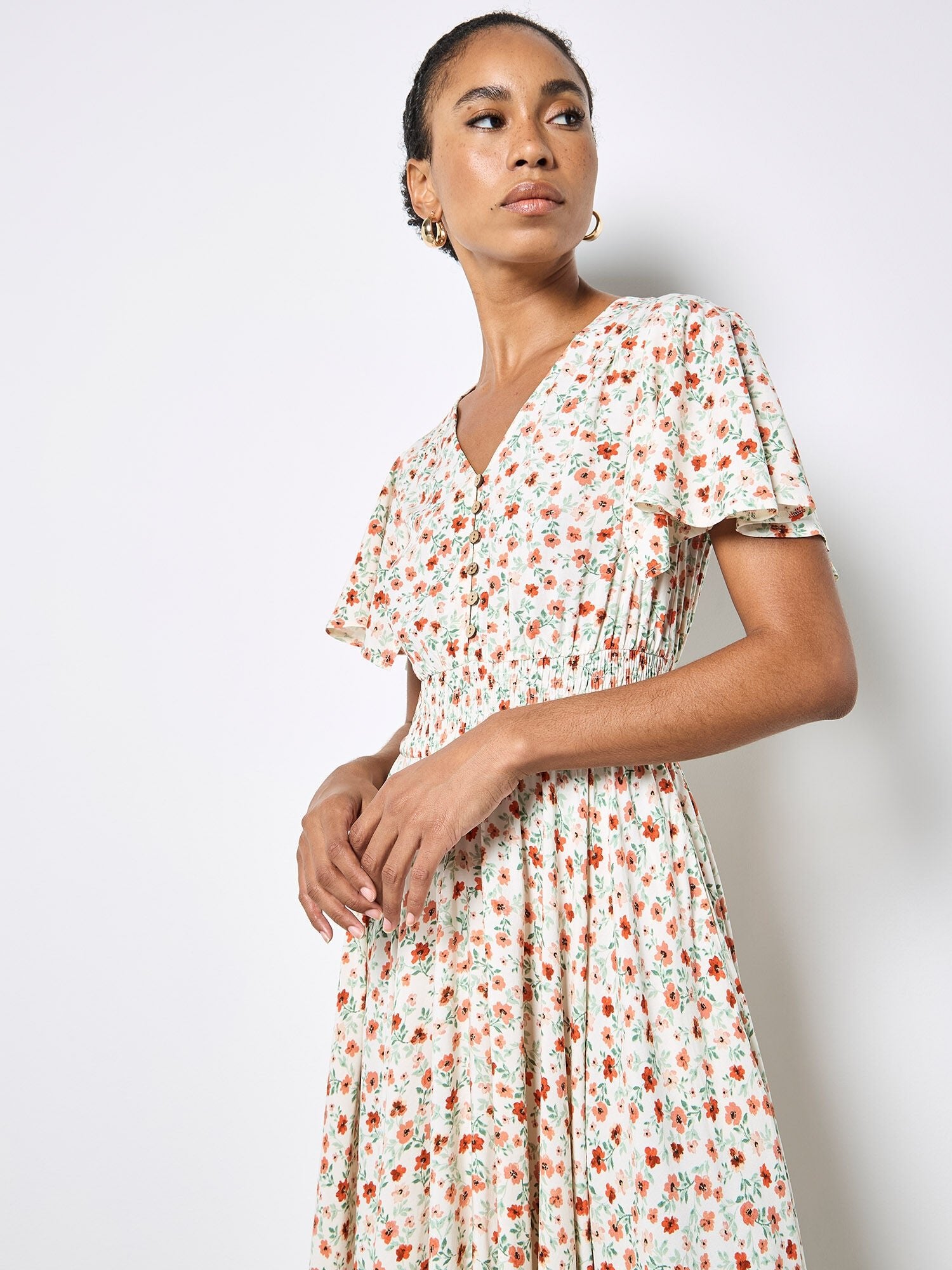 APRICOT - Ditsy Floral Midi Dress - X182688 - Boutique Bubbles
