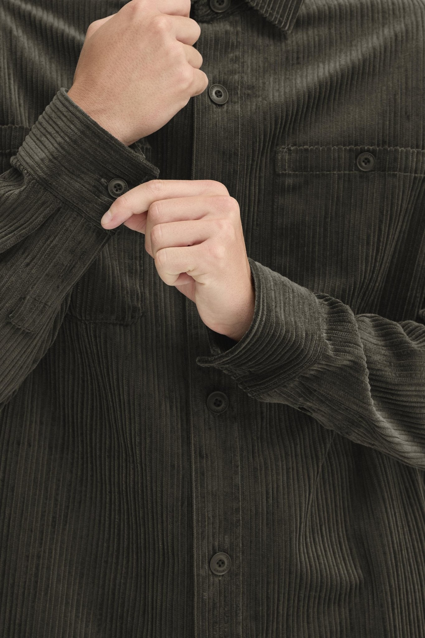 CASUAL FRIDAY - CFNOR 0232 CORDUROY OVERSHIRT - 20506040 - Boutique Bubbles