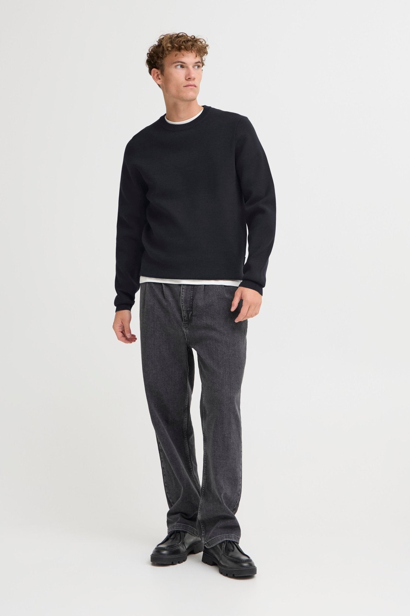 CASUAL FRIDAY - CFTHEO 0231 MILANO CREW KNIT - 20506022 - Boutique Bubbles