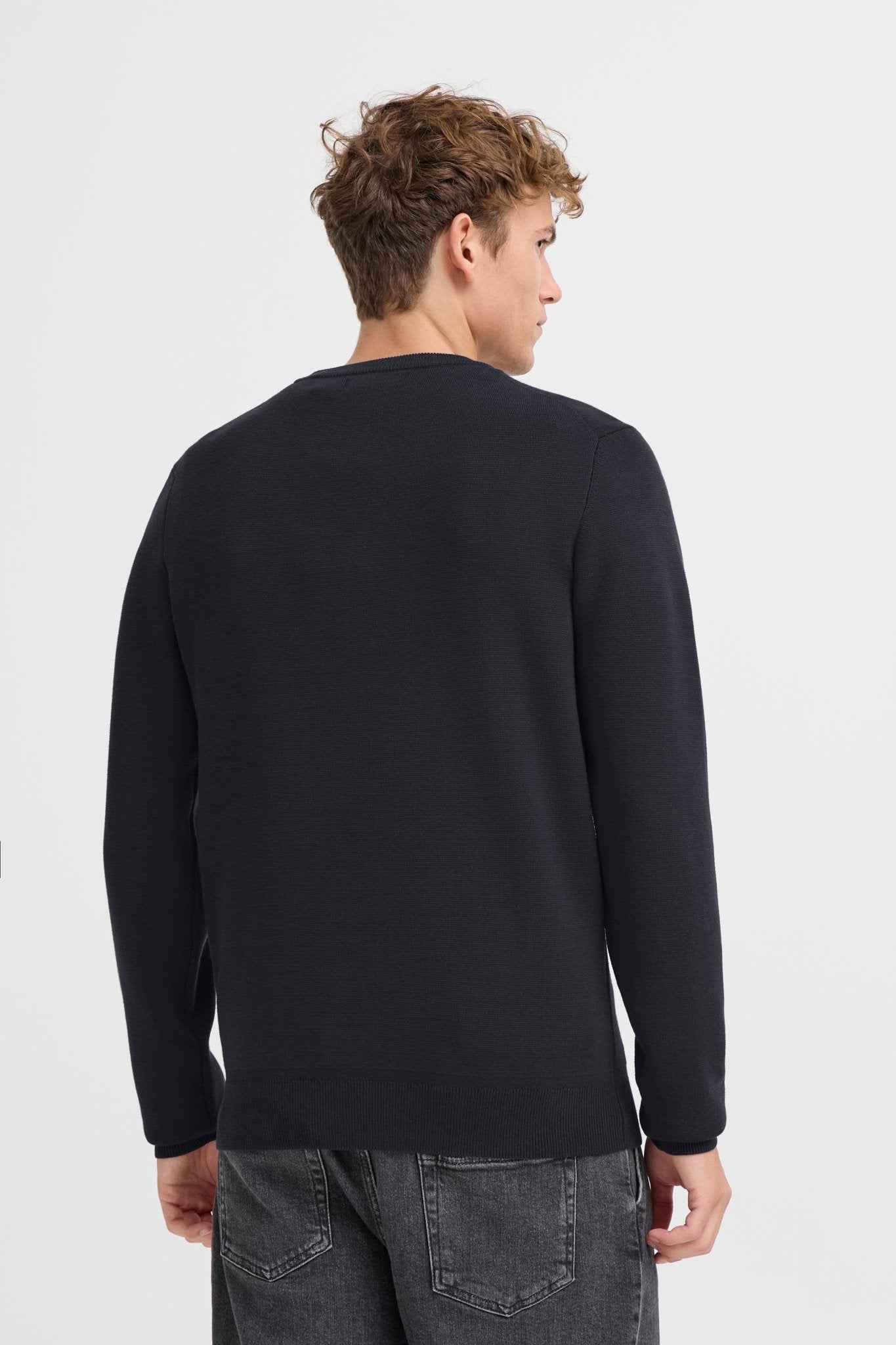 CASUAL FRIDAY - CFTHEO 0231 MILANO CREW KNIT - 20506022 - Boutique Bubbles